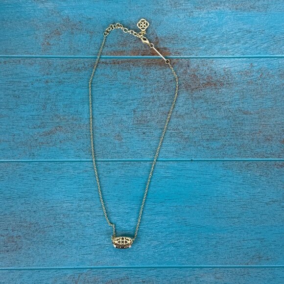 Kendra Scott Jewelry Bundle 4 Necklaces & 2 Pairs of Earrings EUC - Picture 8 of 11